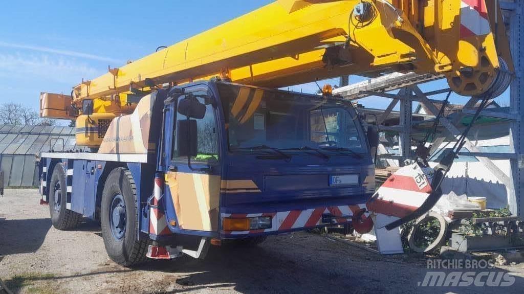 PPM ATT 400/3 Mobile and all terrain cranes