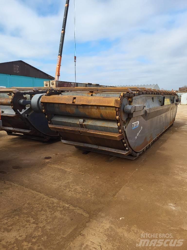 Volvo 210CLR Amphibious Excavators