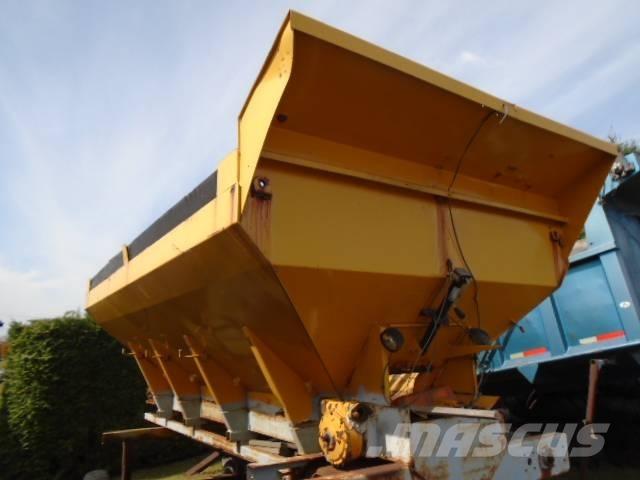  LAROCHELLE DC1202 Snow Blades And Plows