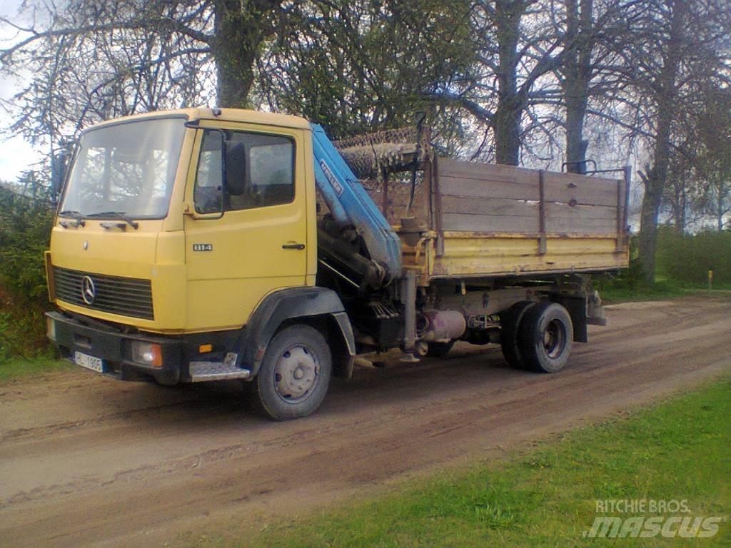 Mercedes-Benz 814 Dump Trucks