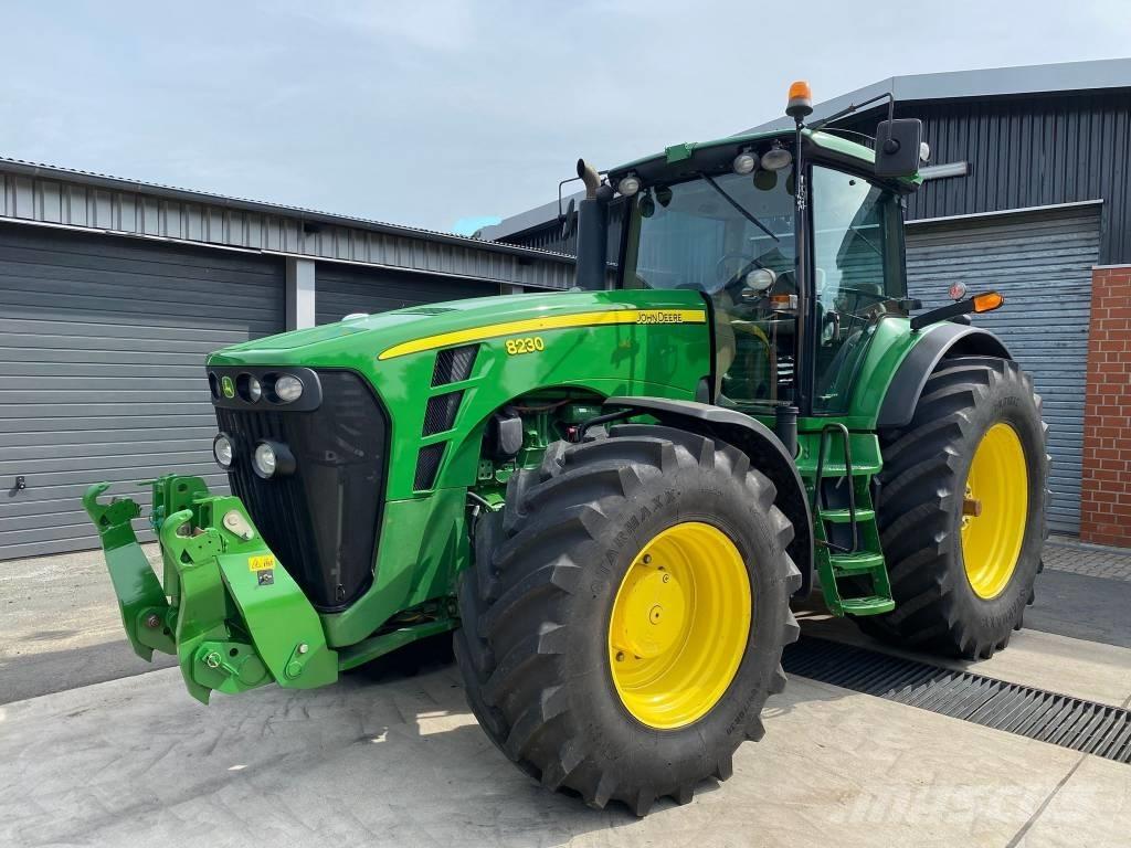 John Deere 8230 ILS Tractors