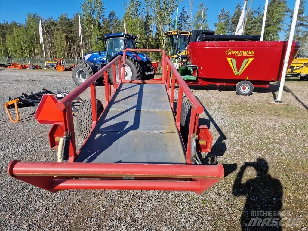 Ysta RV-3 Bale Trailers