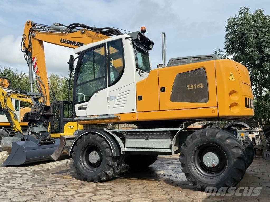 Liebherr A 914 Wheeled Excavators