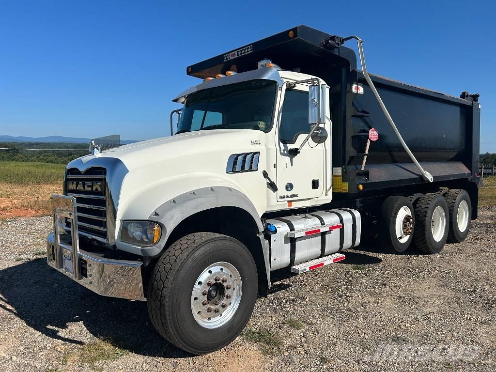 Mack Granite GU 713 Dump Trucks
