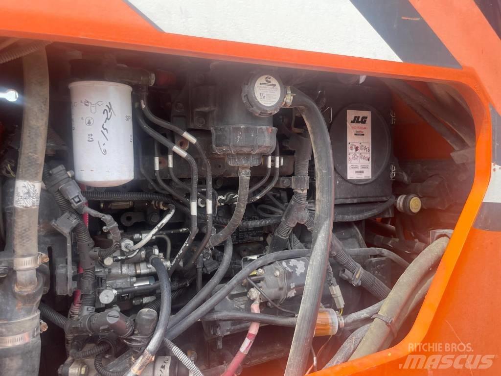 SkyTrak 80042 Waste / Industry Handlers