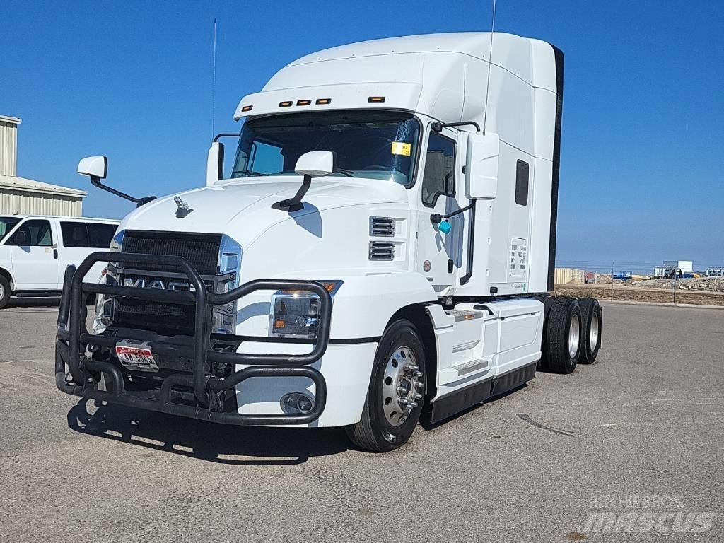 Mack Anthem Conventional Trucks / Tractor Trucks