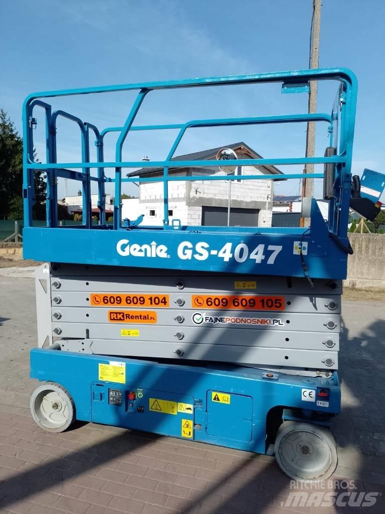 Genie GS-4047 Scissor Lifts