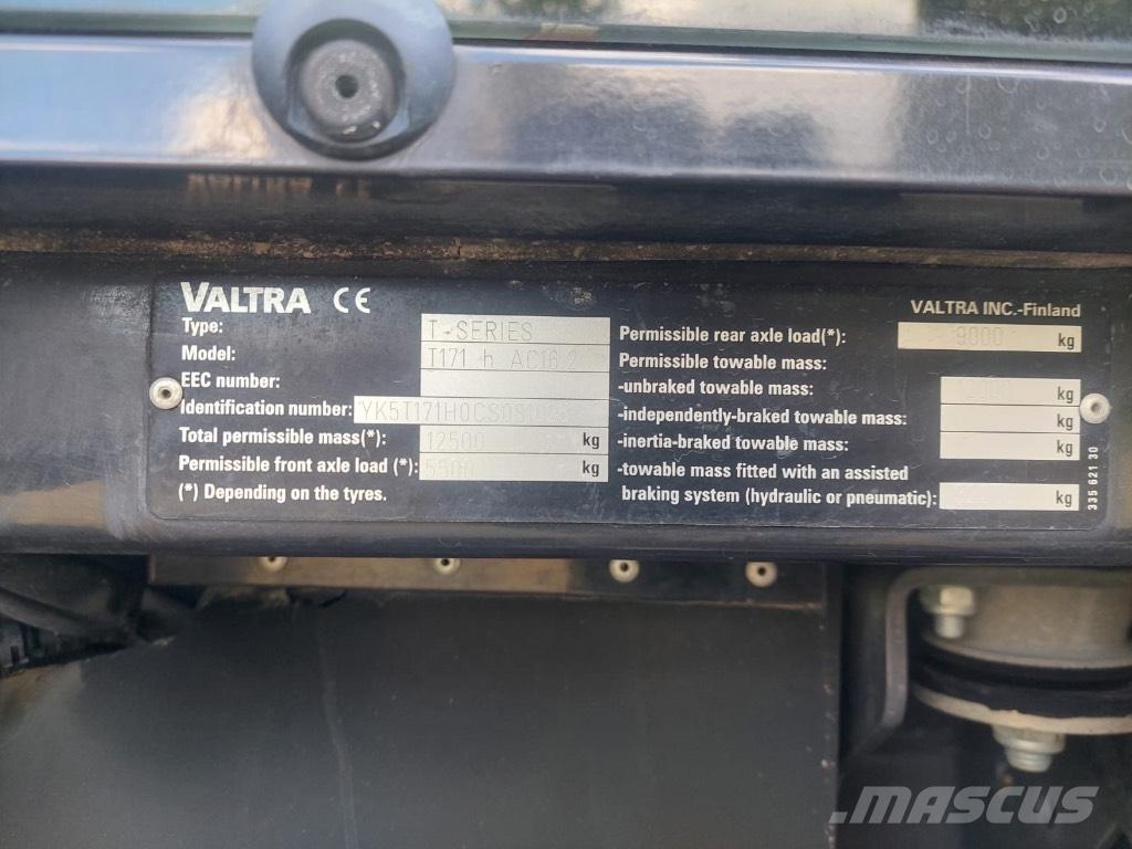 Valtra T 171 H Tractors