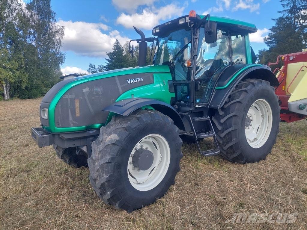 Valtra T 171 H Tractors