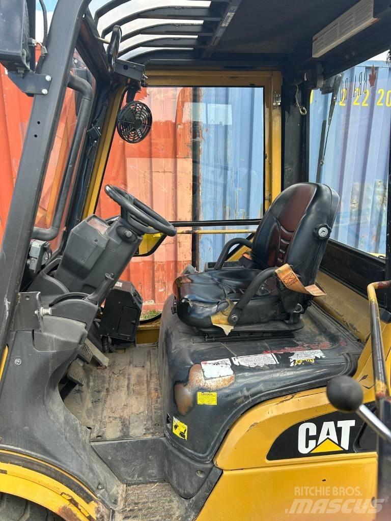 CAT 2P D 6000 Misc Forklifts