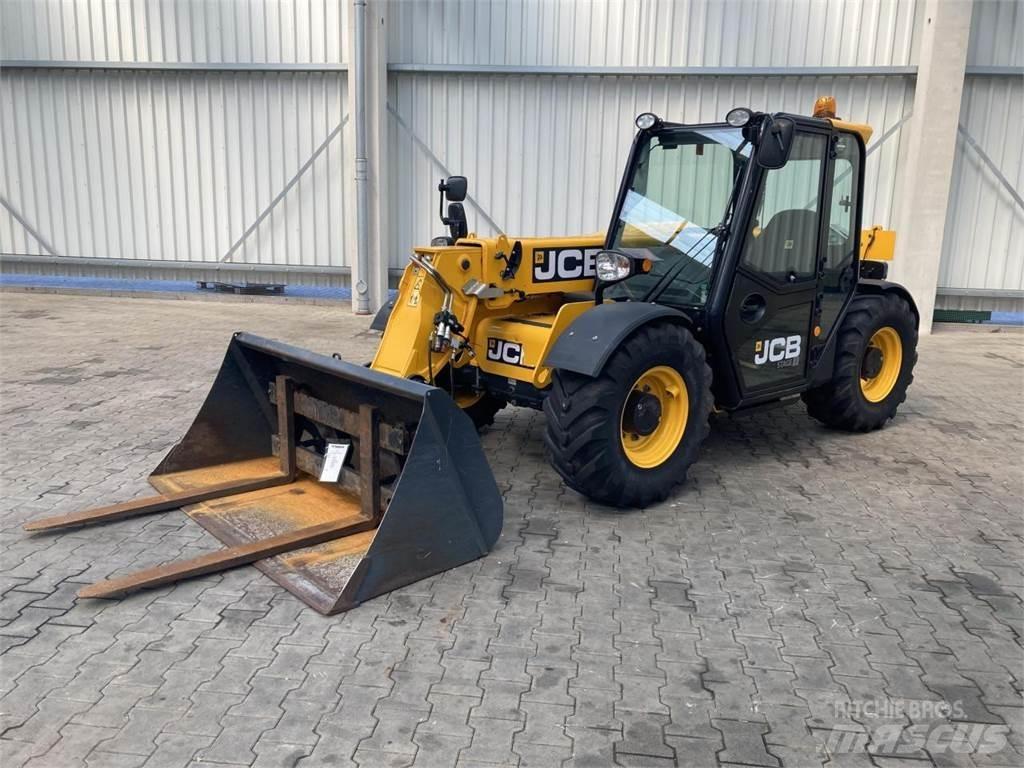 JCB 525-60 Hi Viz Telehandlers for Agriculture