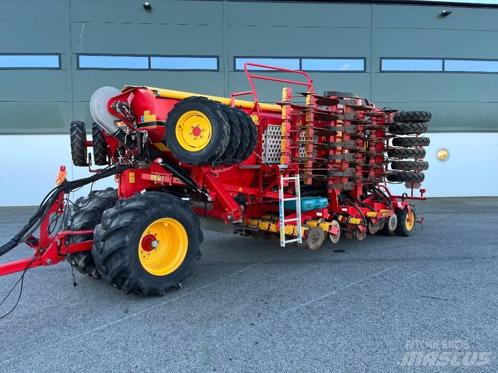 Väderstad RDA600 C Farm Drills