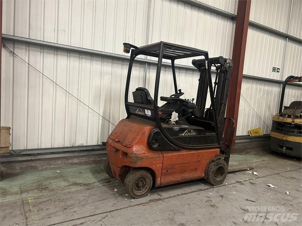Linde E18P-02 Electric Forklifts
