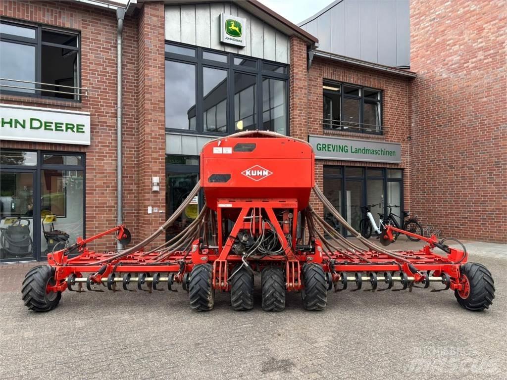 Kuhn Megant 600 Farm Equipment - Others