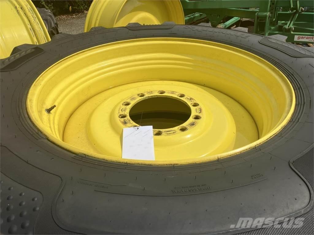 Alliance 520/85-38 Tires, wheels and rims