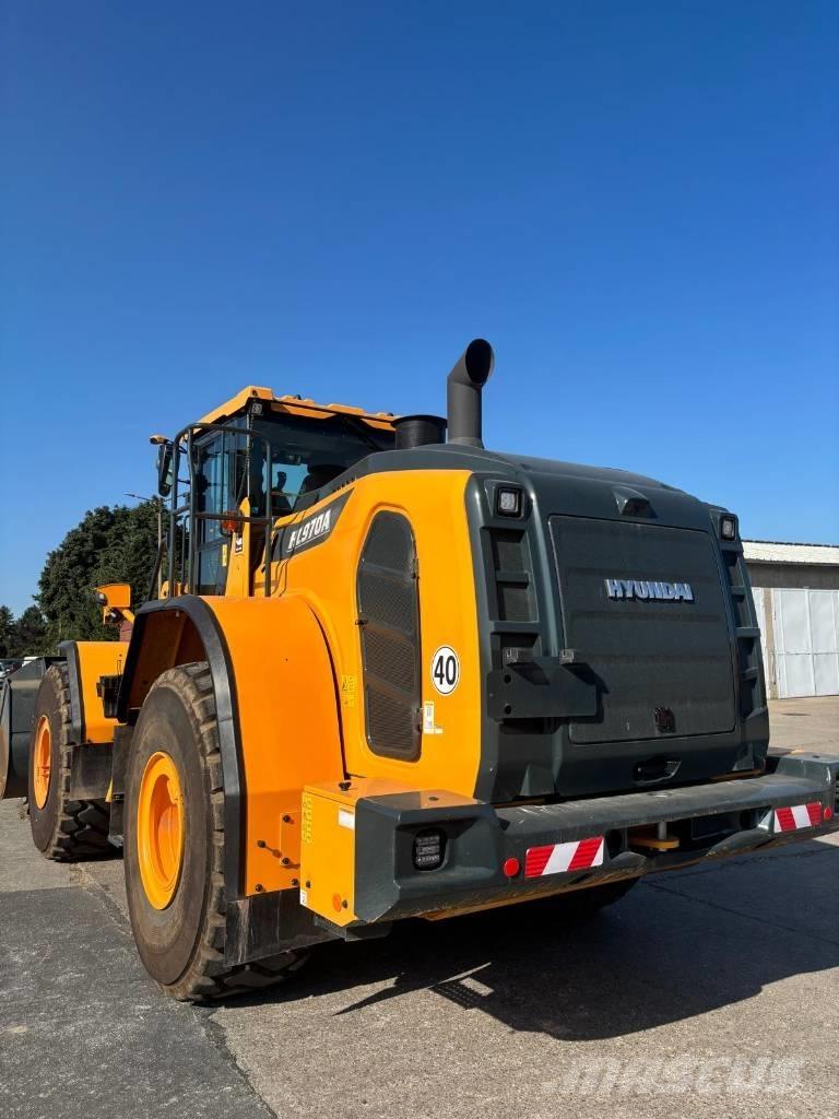 Hyundai HL 970 A Wheel Loaders