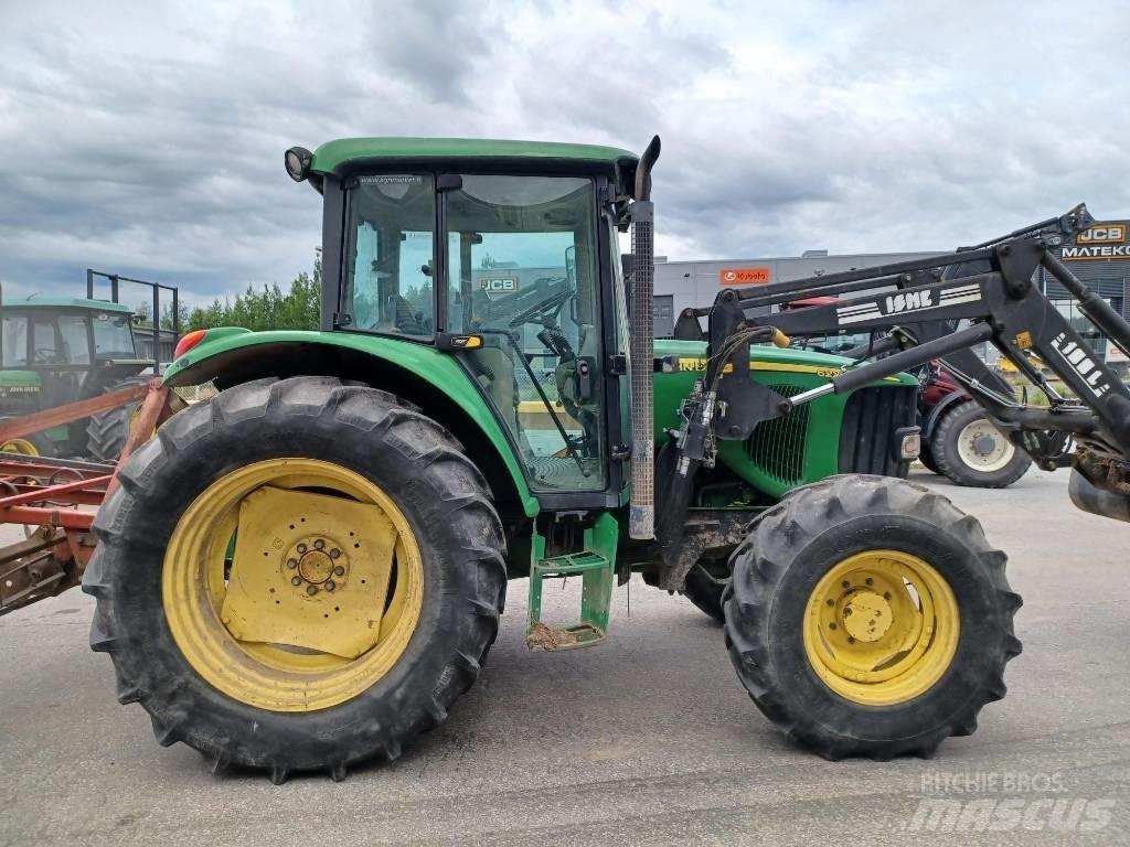 John Deere 6220 Tractors
