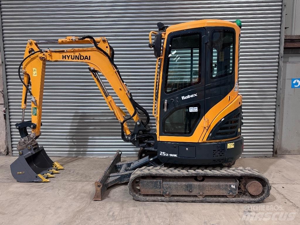 Hyundai R25Z-9 AK Mini Excavators <7t (Mini Diggers)