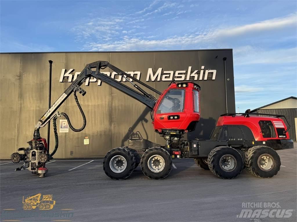 Komatsu 901XC Harvesters