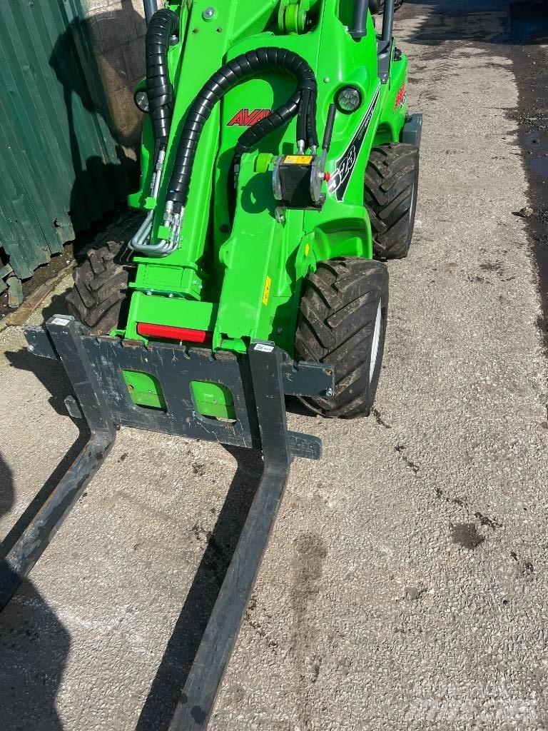 Avant 523 Mini Loader