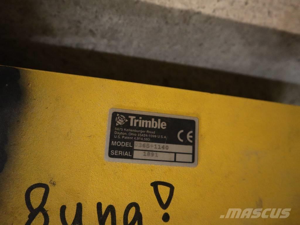 Trimble BladePro Other
