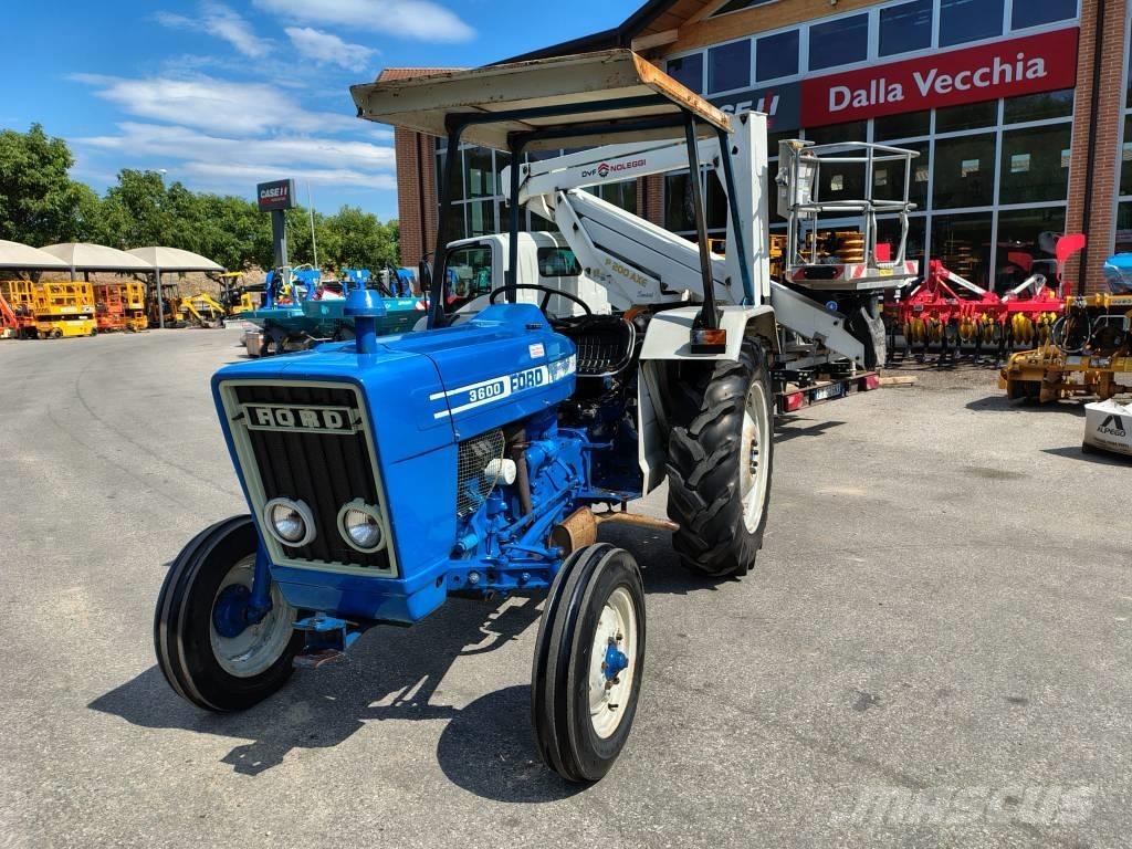 Ford 3600 Tractors