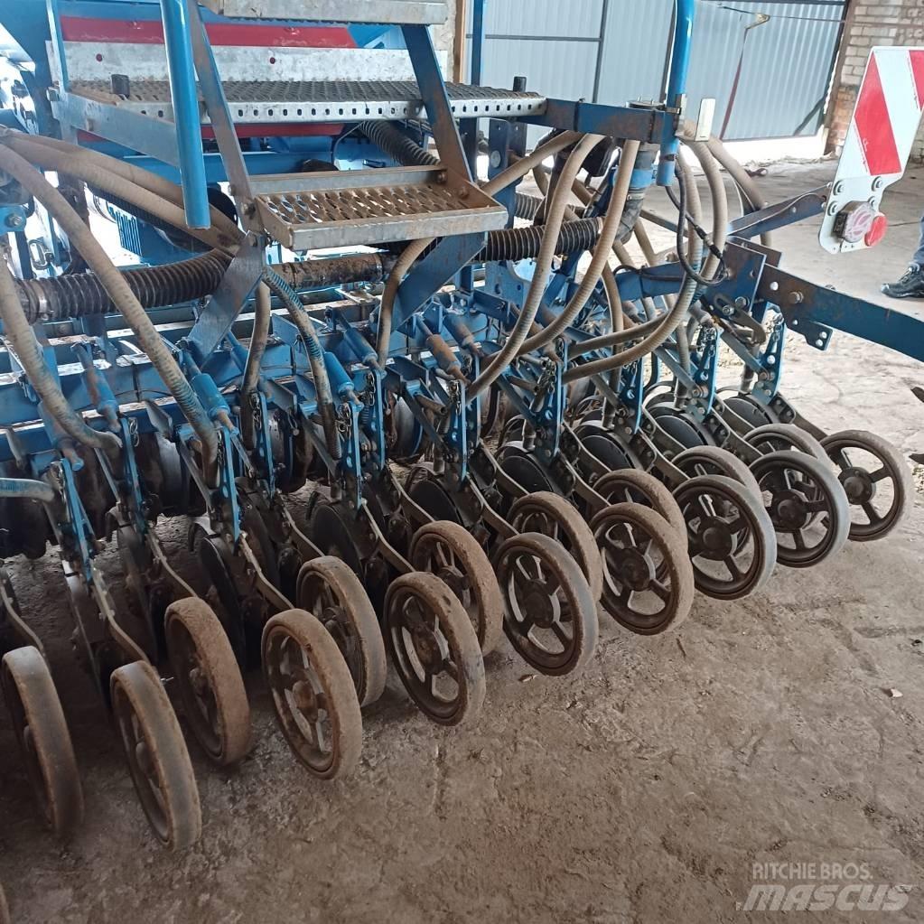 Lemken Solitär 8 Farm Drills