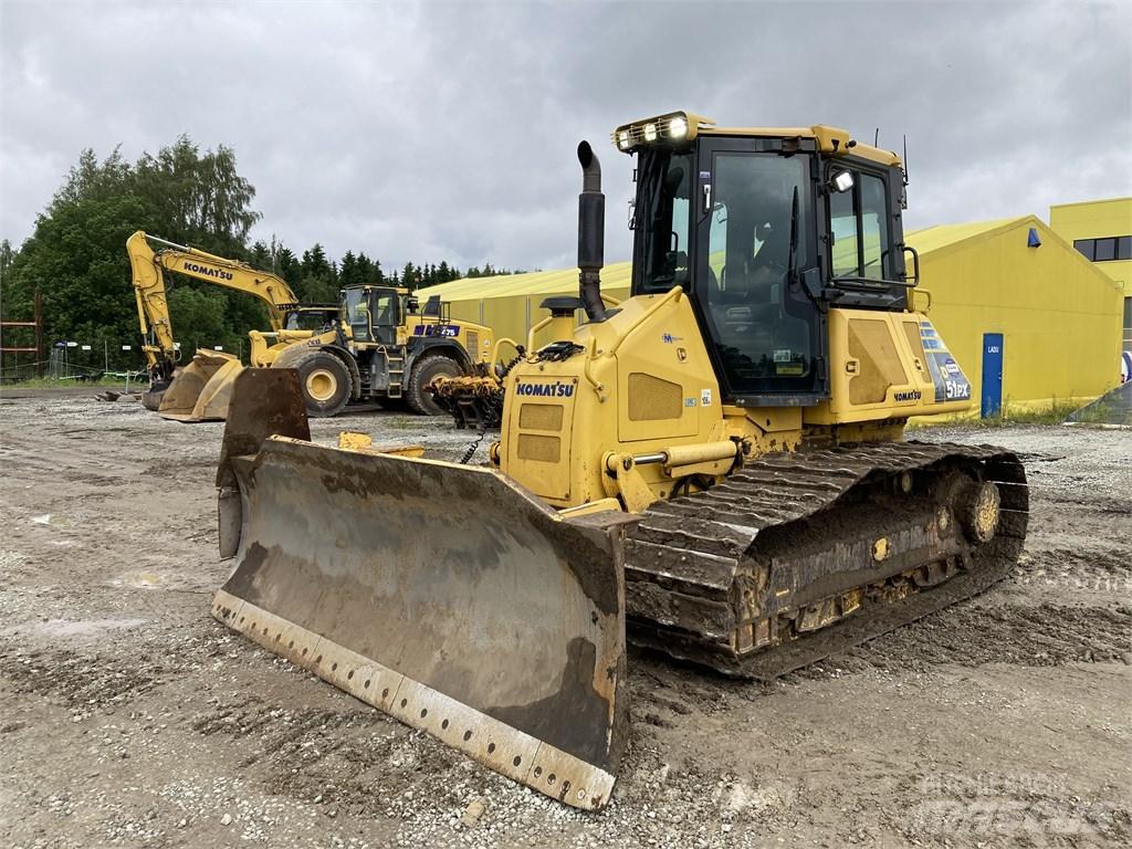 Komatsu DX 51 PX 22 Crawler dozers