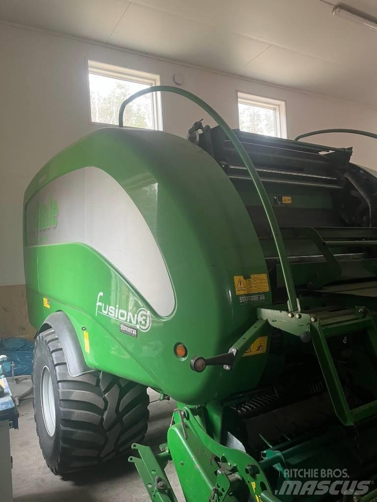 McHale Fusion 3 Round Balers