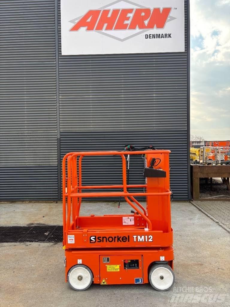 Snorkel TM 12 Vertical mast lifts