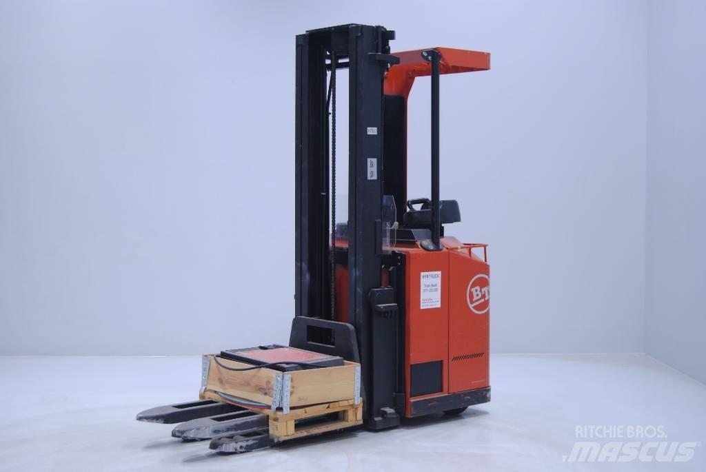 Toyota SSE160 Self Propelled Stackers