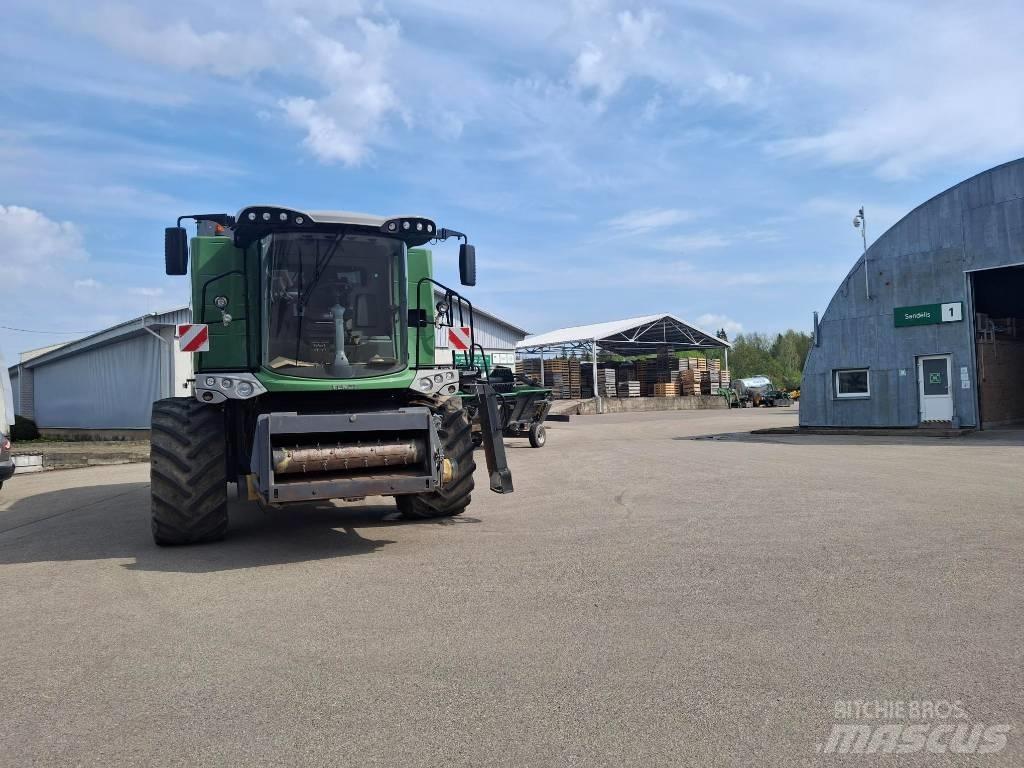 Fendt 6335C Combine Harvesters