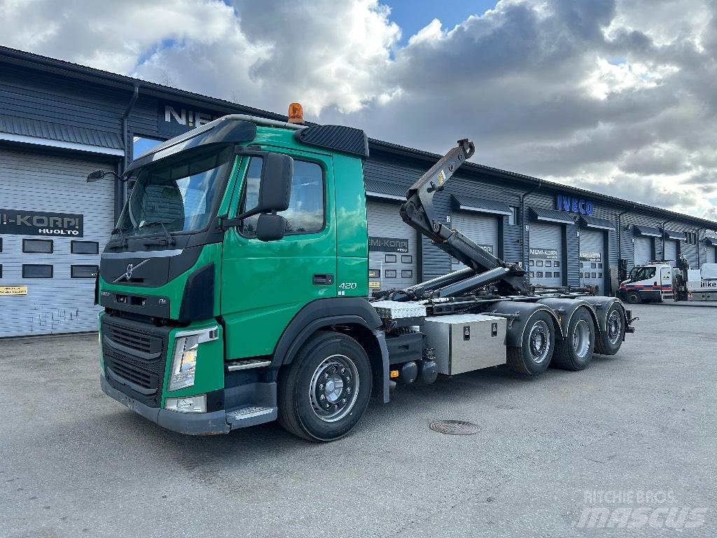 Volvo FM 420 8x2/4 Hook lift trucks
