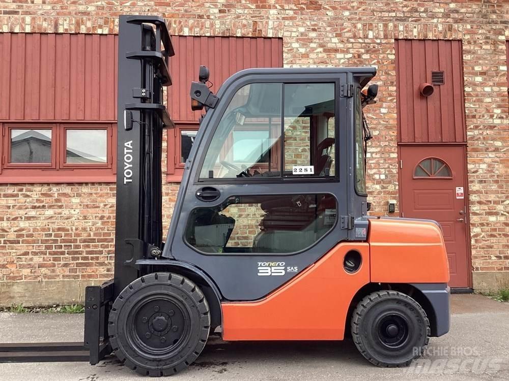 Toyota 8FDJF35 Diesel Forklifts