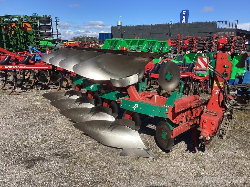 Kverneland ES80 Reversible ploughs