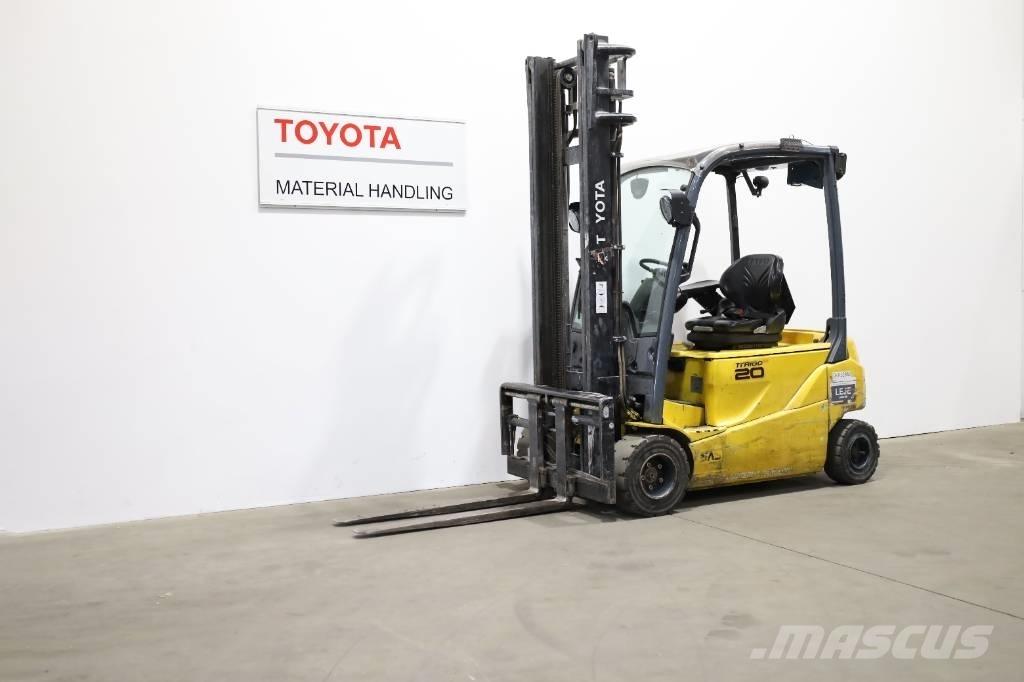 Toyota 8FBM20T Electric Forklifts