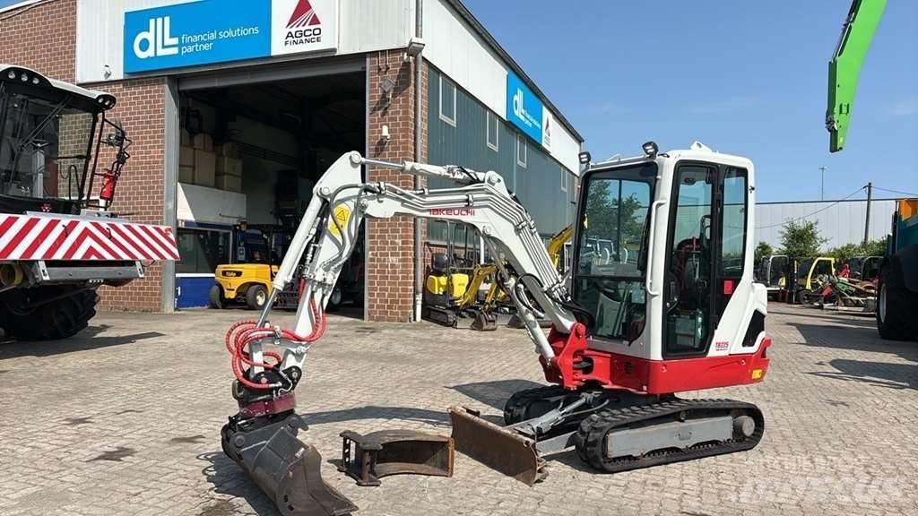 Takeuchi TB225 Mini Excavators <7t (Mini Diggers)