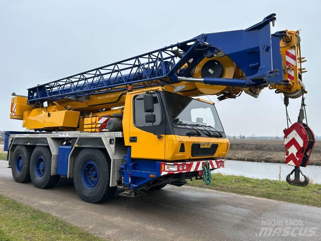 Grove GMK 3055 Mobile and all terrain cranes