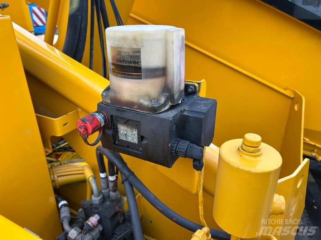 Grove GMK 3055 Mobile and all terrain cranes