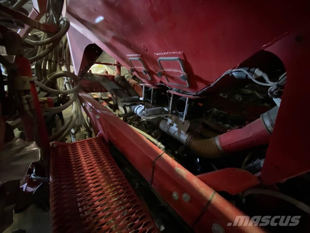 Horsch Pronto 6 NT Farm Drills