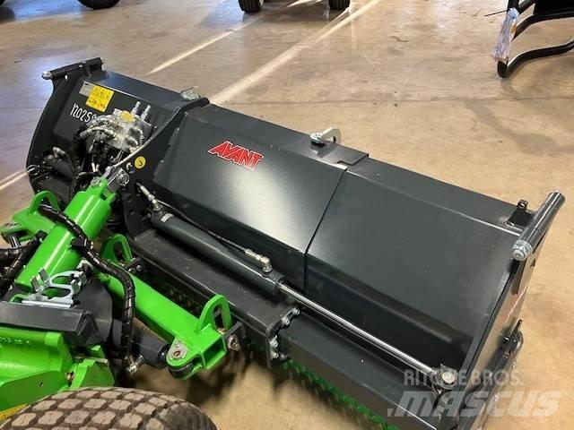Avant Zoom2350 Snow Grooming Equipment