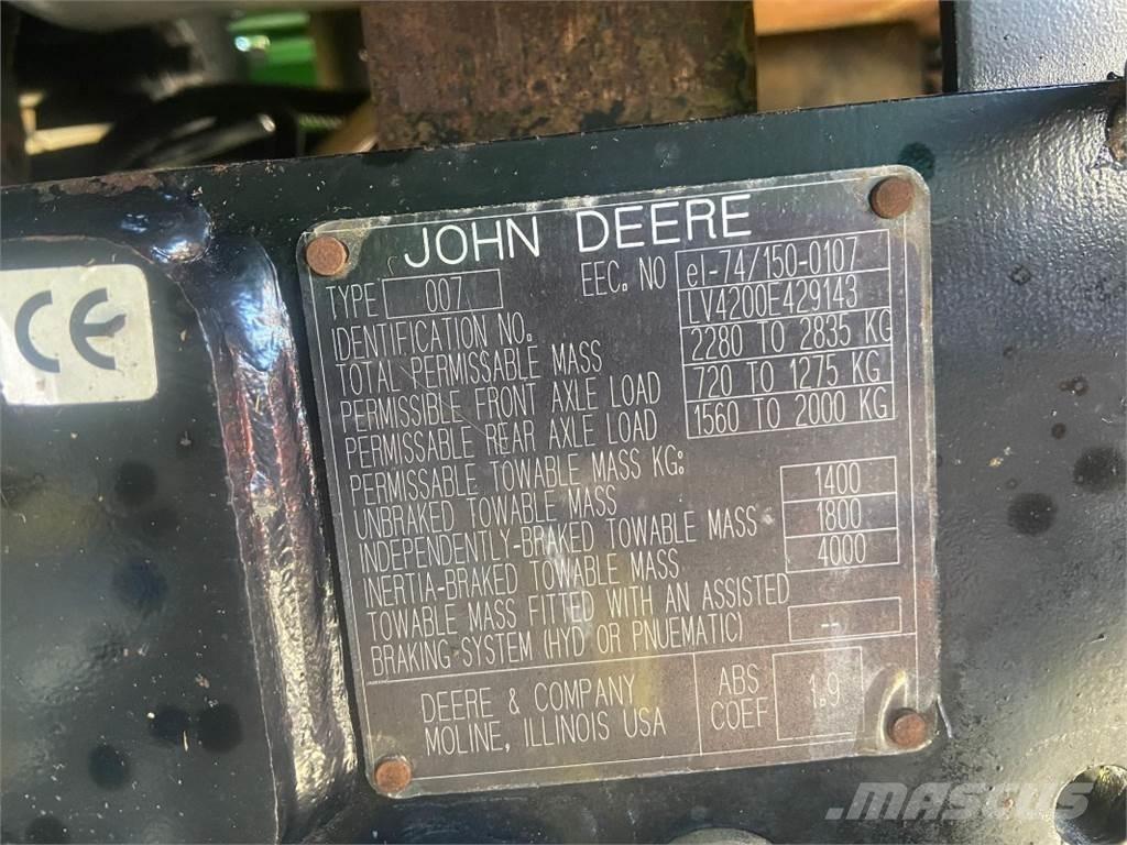 John Deere 4200 Compact tractors