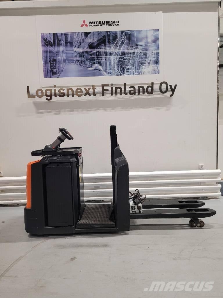 Rocla PLS25D Low lift order picker