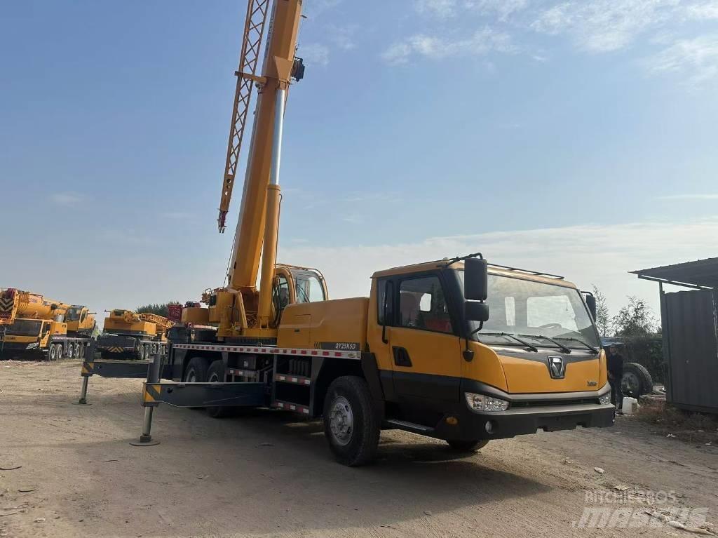 XCMG QY 25 K5D Mobile and all terrain cranes
