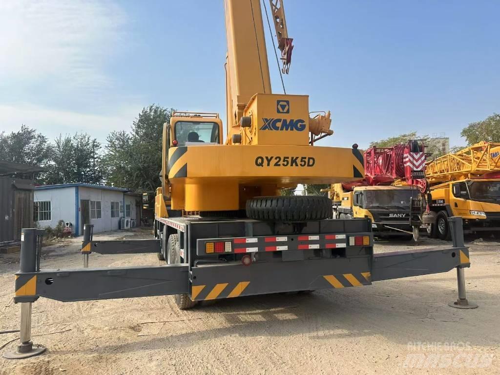 XCMG QY 25 K5D Mobile and all terrain cranes