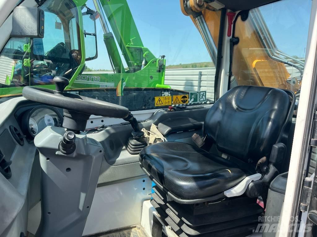 Liebherr T 36-7 Telescopic Handlers