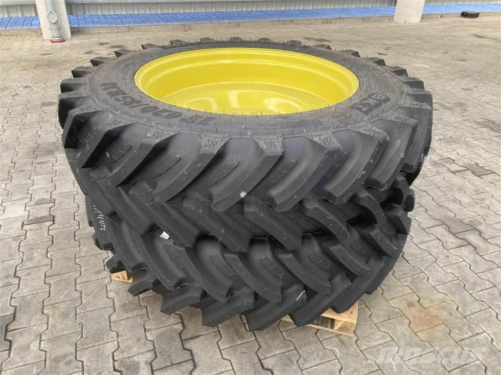 BKT 420/85R38 Tires, wheels and rims