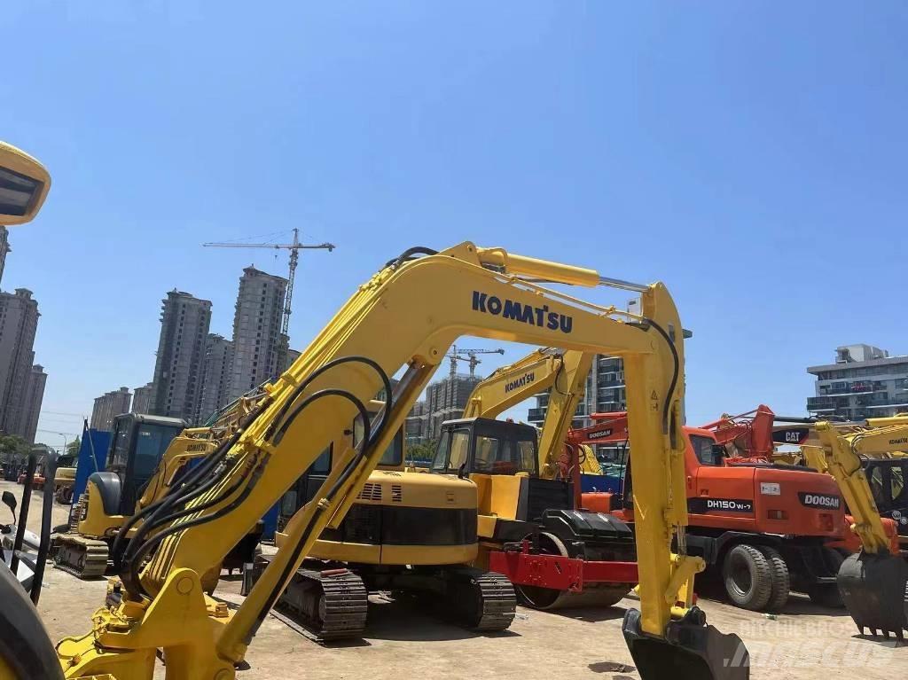 Komatsu PC 40 Mini Excavators <7t (Mini Diggers)