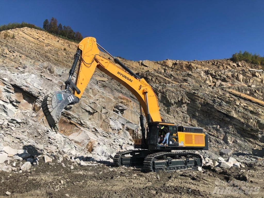 Hyundai HX900L Crawler Excavators