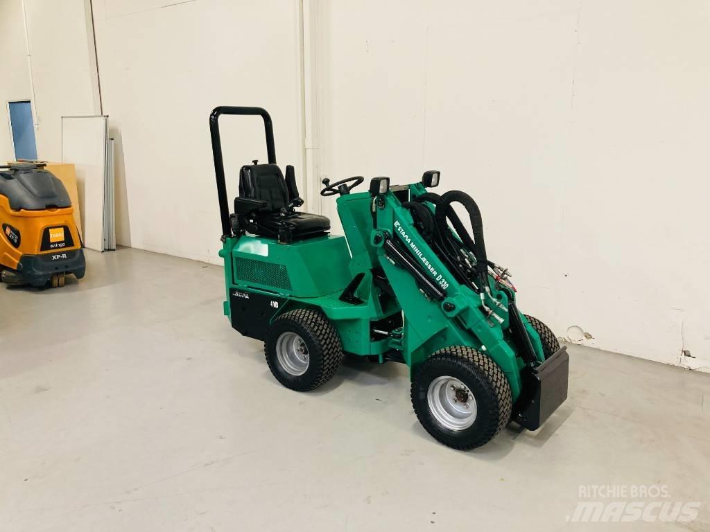 Stama D330 Mini Loader